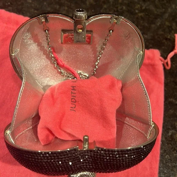 RARE Judith Leiber Heart & Snake Miniaudiere - Picture 12 of 12
